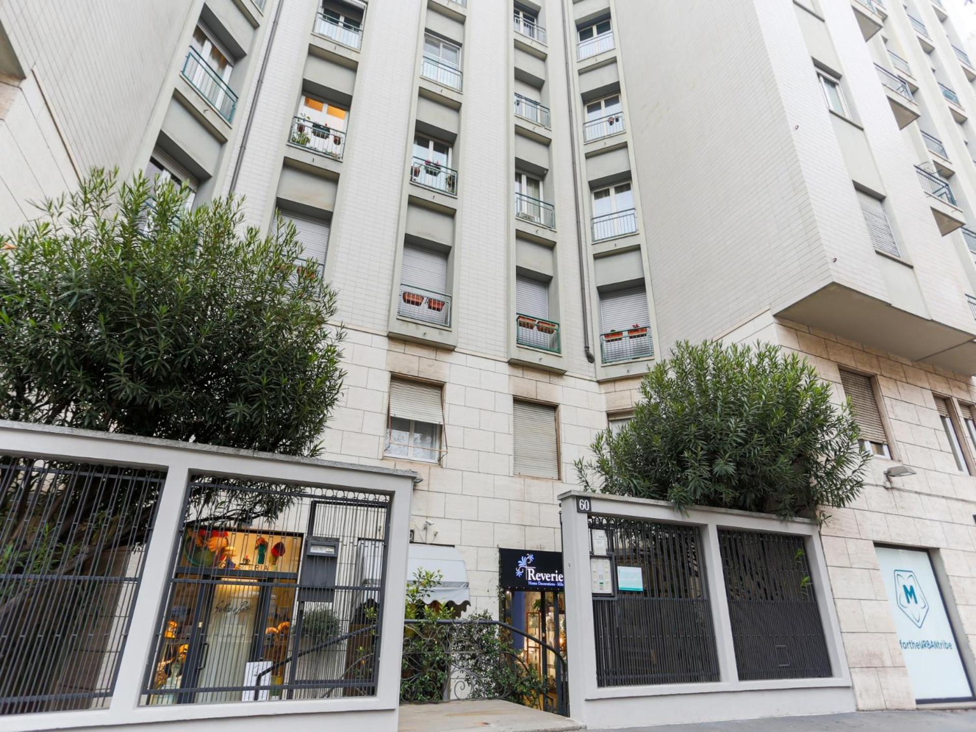 The Best Rent - One-Bedroom Apartment In Moscova Milão Exterior foto